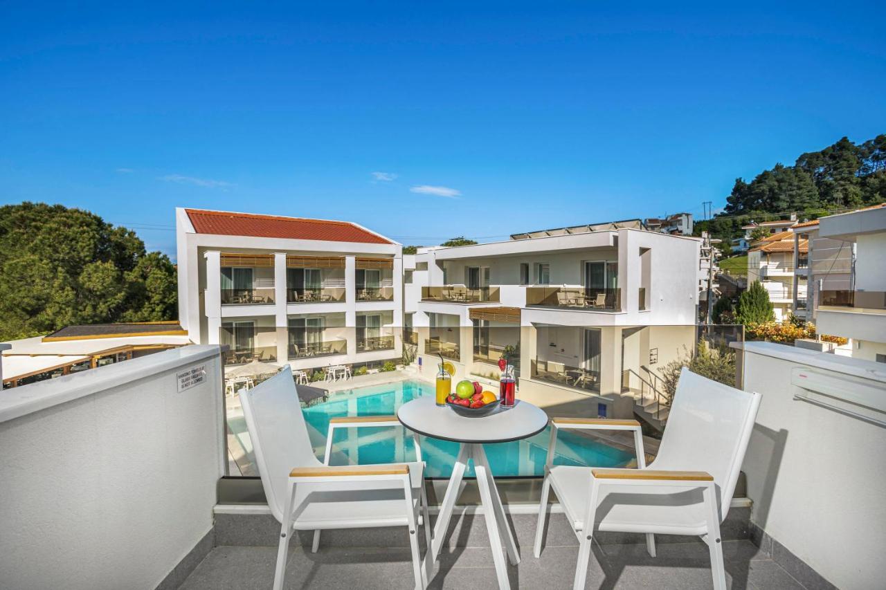 Mirablue Luxury Residences (Adults Only) Pefkochori Luaran gambar