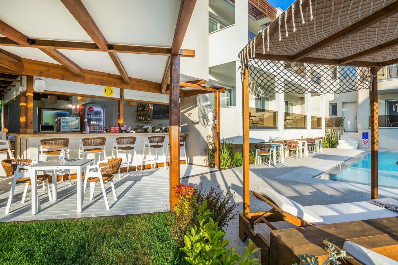 Mirablue Luxury Residences (Adults Only) Pefkochori Luaran gambar