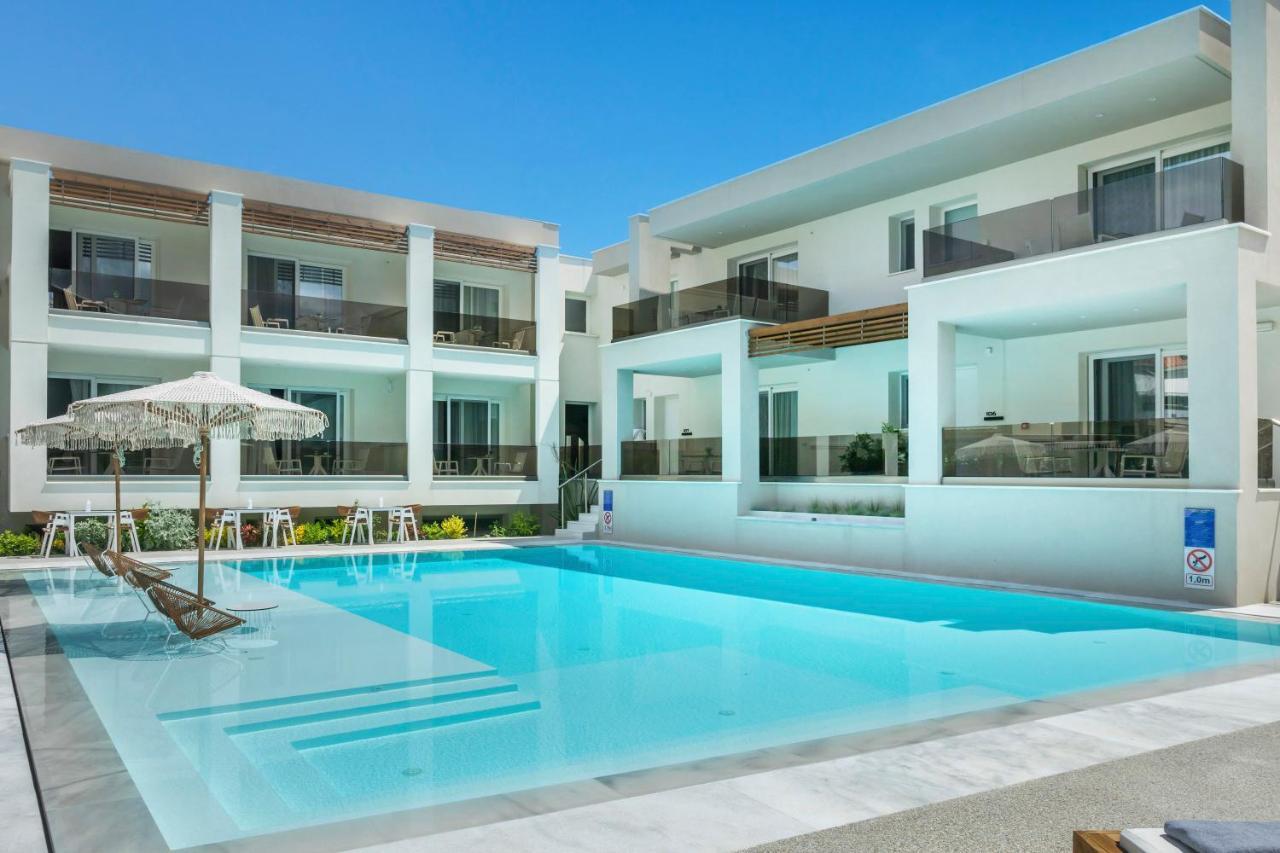 Mirablue Luxury Residences (Adults Only) Pefkochori Luaran gambar