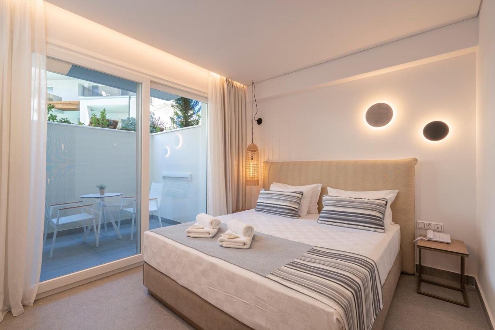 Mirablue Luxury Residences (Adults Only) Pefkochori Luaran gambar